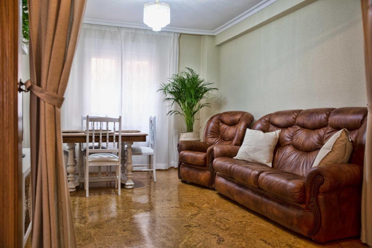 Les Fuentines Daire Onís Dış mekan fotoğraf